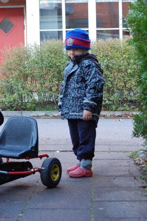 helsur Ozzy i floppisar