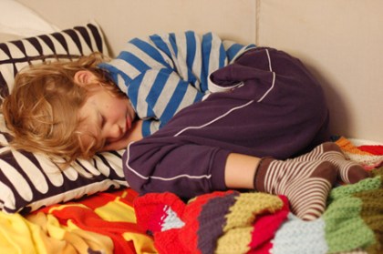 Anton hemma efter op